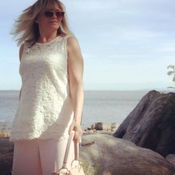 H&M Lace Tank - Picture 2 of 7